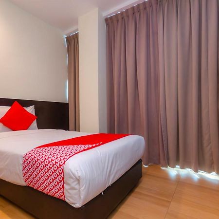 Wf Hotel Johor Bahru Extérieur photo