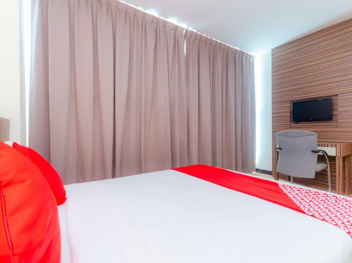 Wf Hotel Johor Bahru Extérieur photo