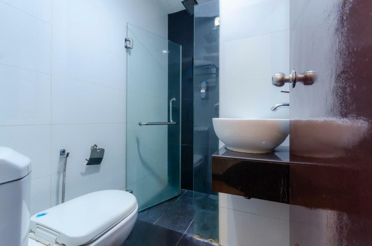 Wf Hotel Johor Bahru Extérieur photo